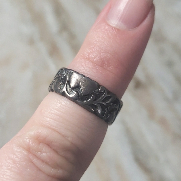 Vintage Jewelry - Vintage Sterling Sweetheart Ring